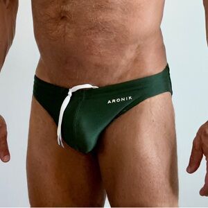 Aronik Men's Green Swim Briefs
